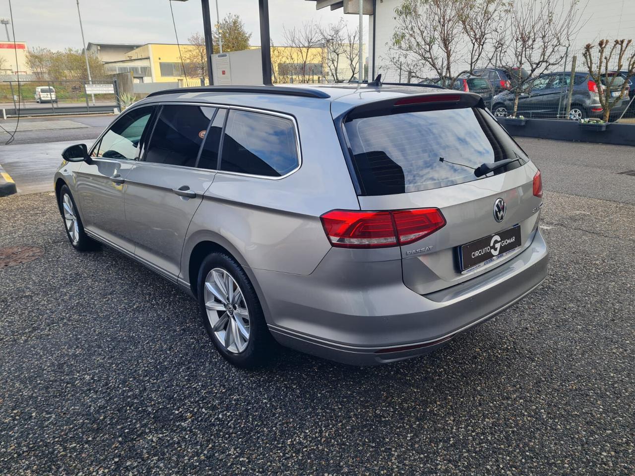 Volkswagen Passat PARI AL NUOVO