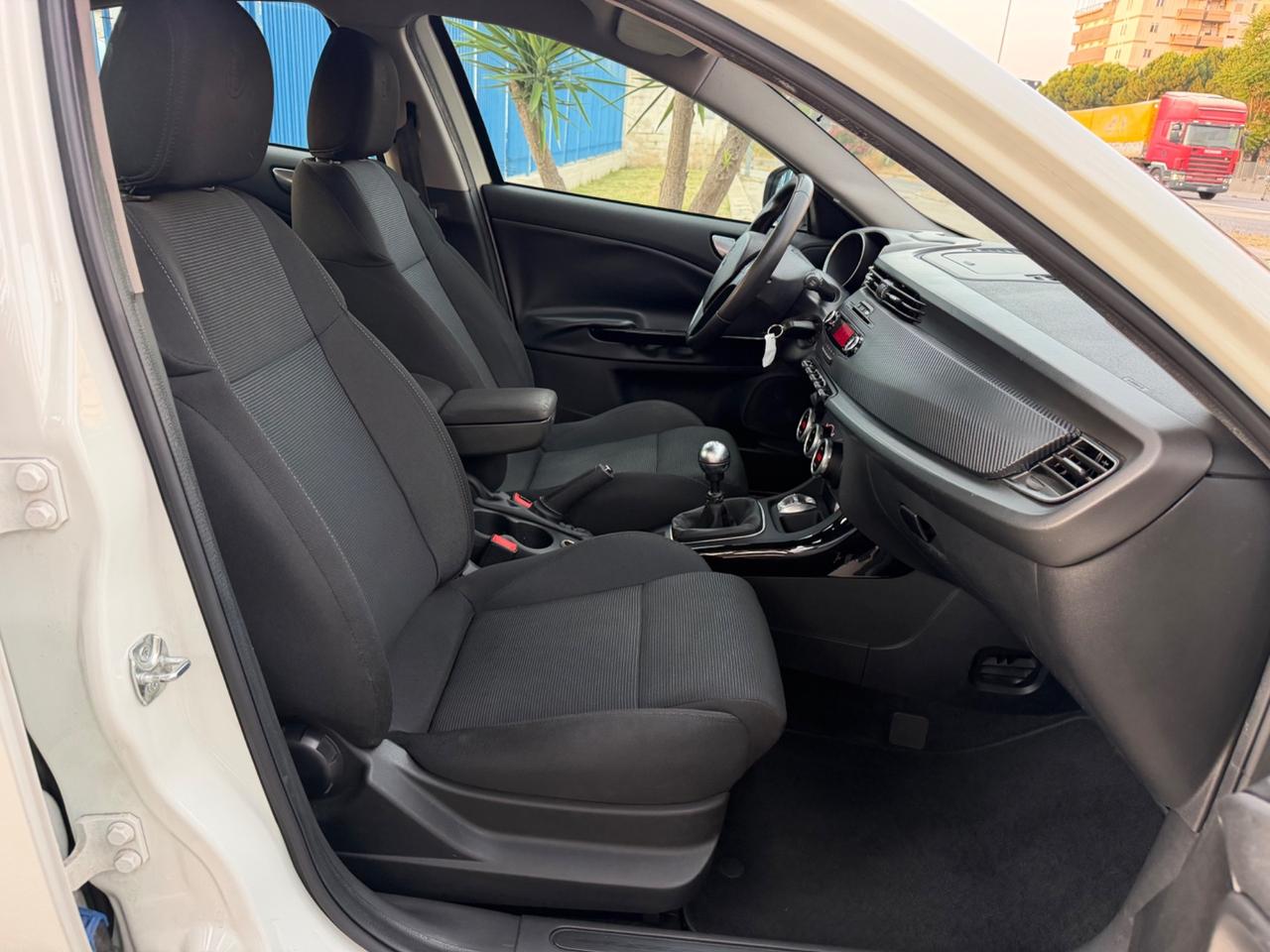 Alfa Romeo Giulietta 1.6 JTDm-2 105 CV 2013