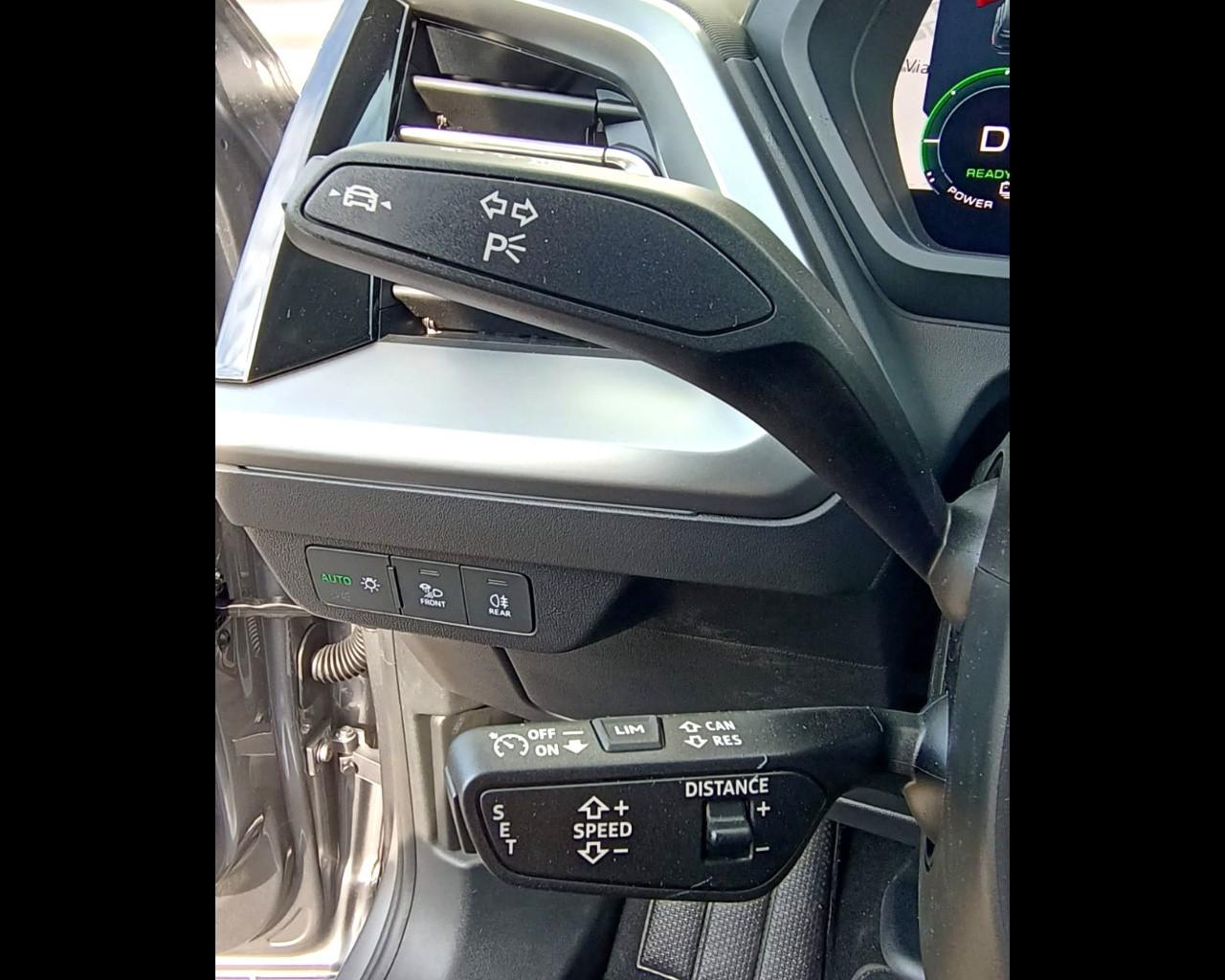 AUDI Q4 E-TRON 45 S-LINE EDITION
