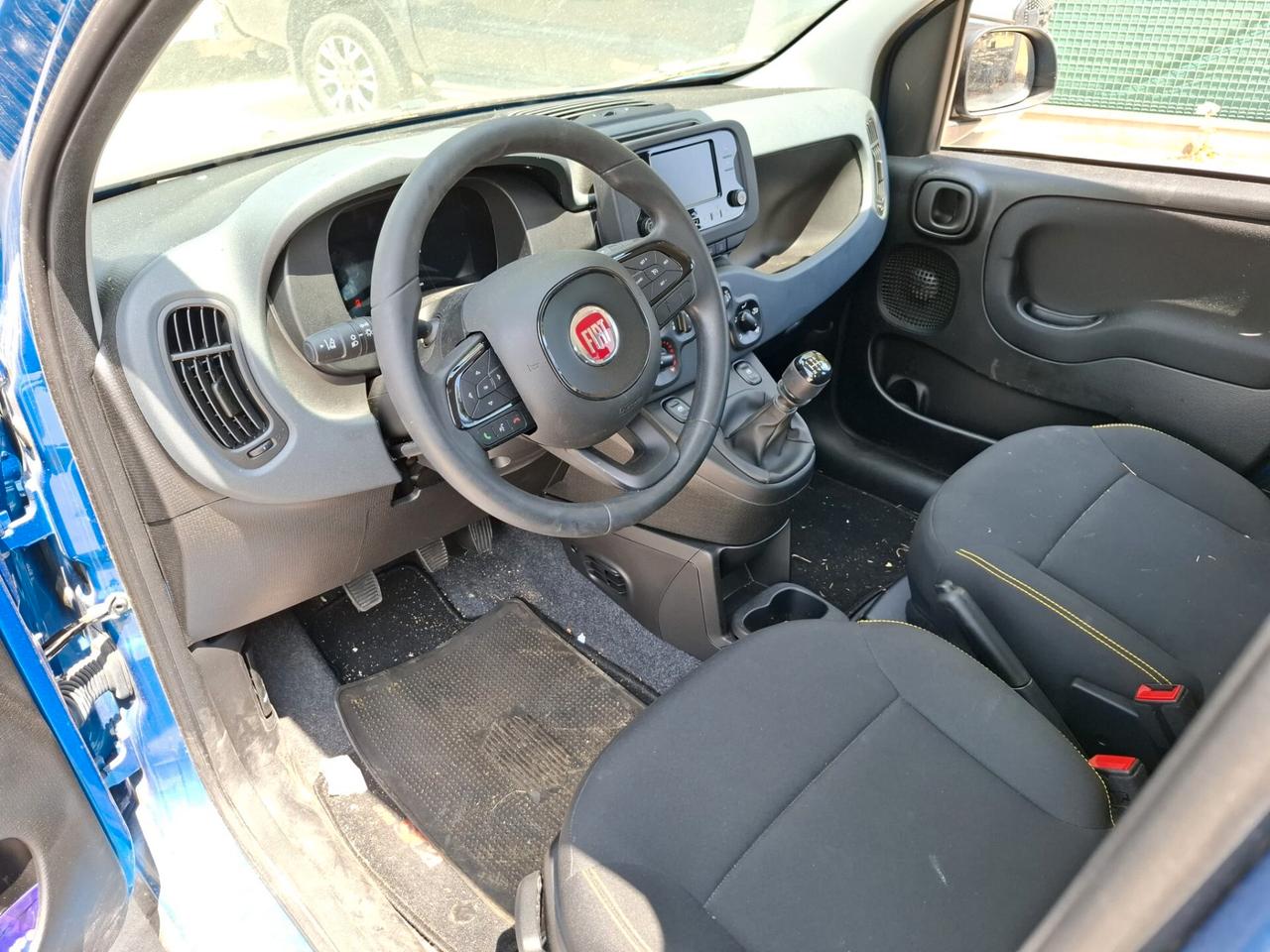 Fiat Panda 1.0 Hybrid - SINISTRATA