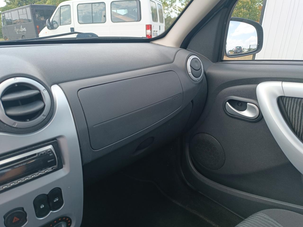 Dacia Sandero 1.4 8V GPL Lauréate