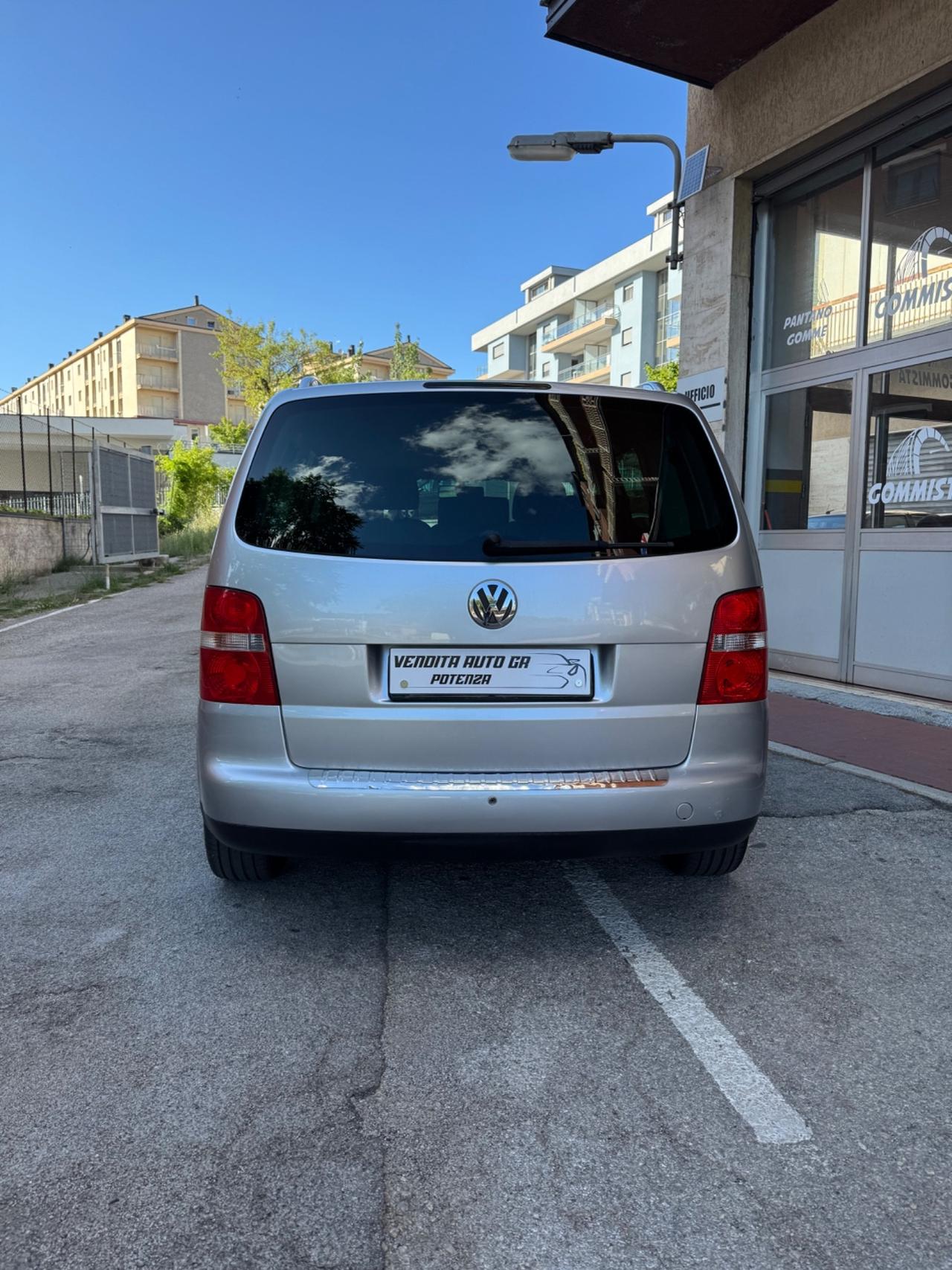 Volkswagen Touran 2.0 TDI 136CV Highline