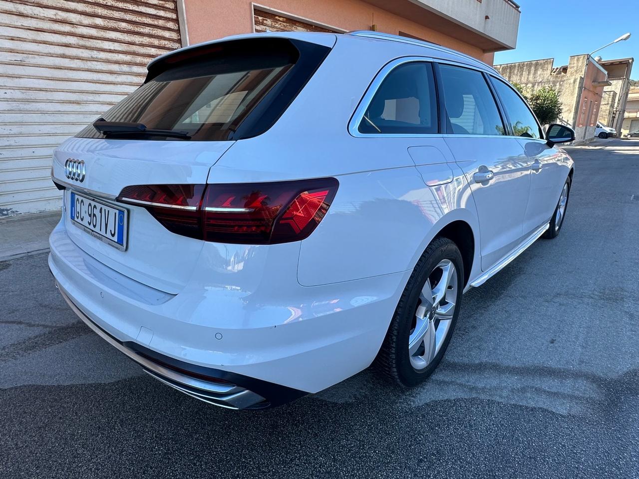 Audi A4 A4. Avant 35 TDI-163 CV S tronic line edition