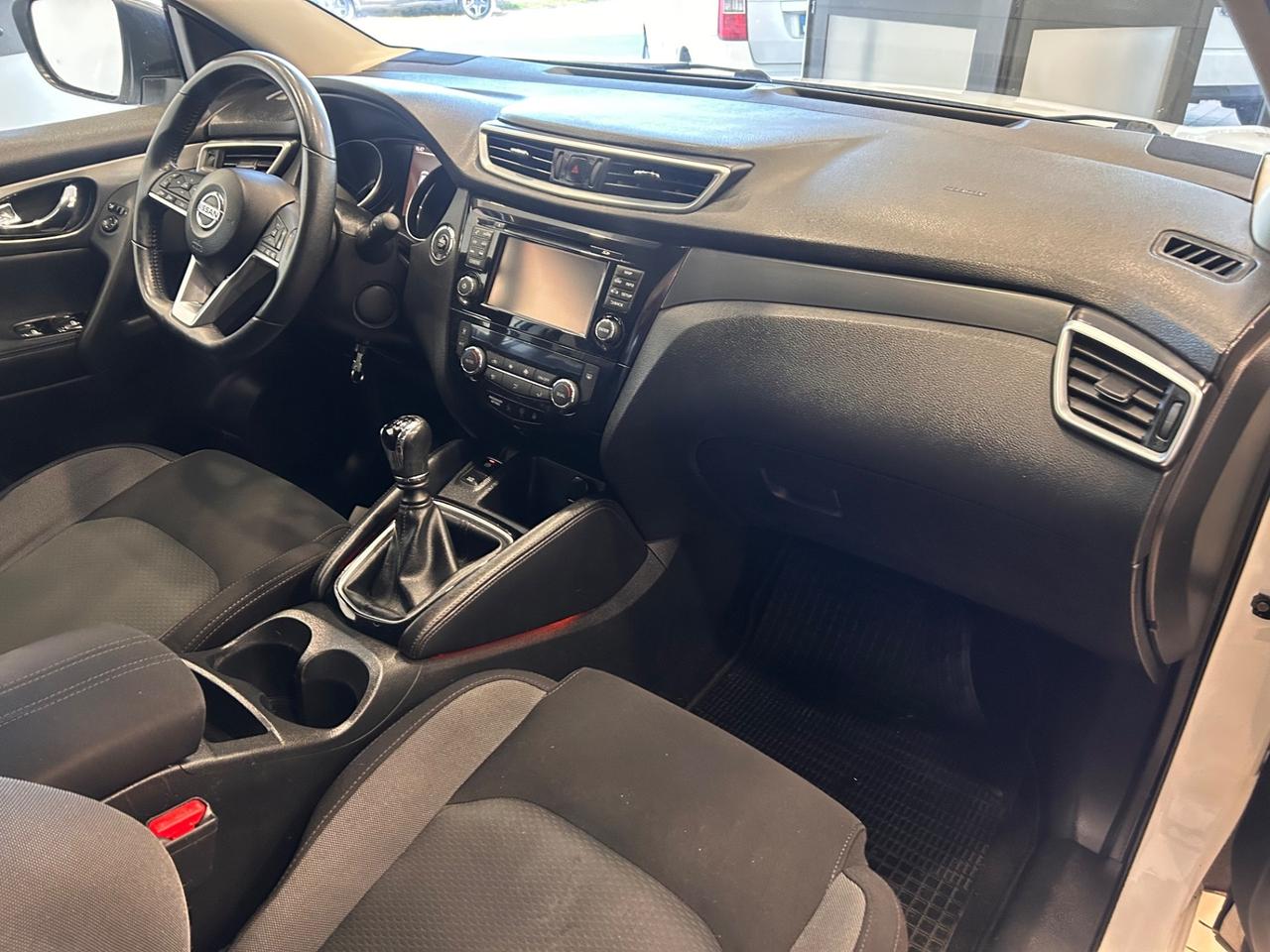 Nissan Qashqai 1.5 dCi N-Connecta