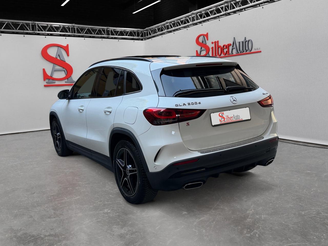 Mercedes GLA 200 d Premium 4matic autom. "TETTO PANORAMICO"