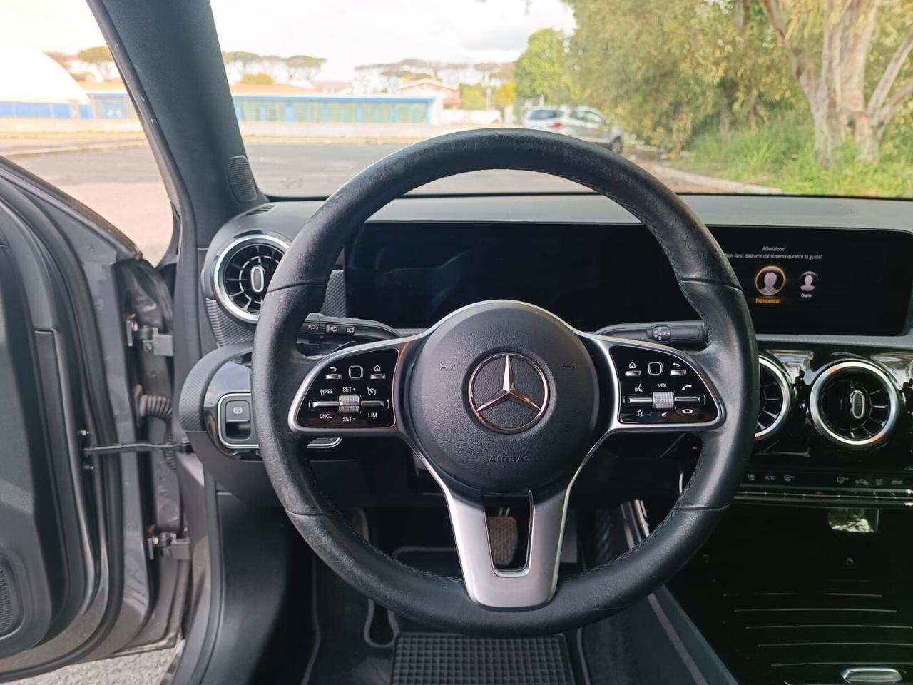 Mercedes-benz A 180 A 180 d Automatic Sport