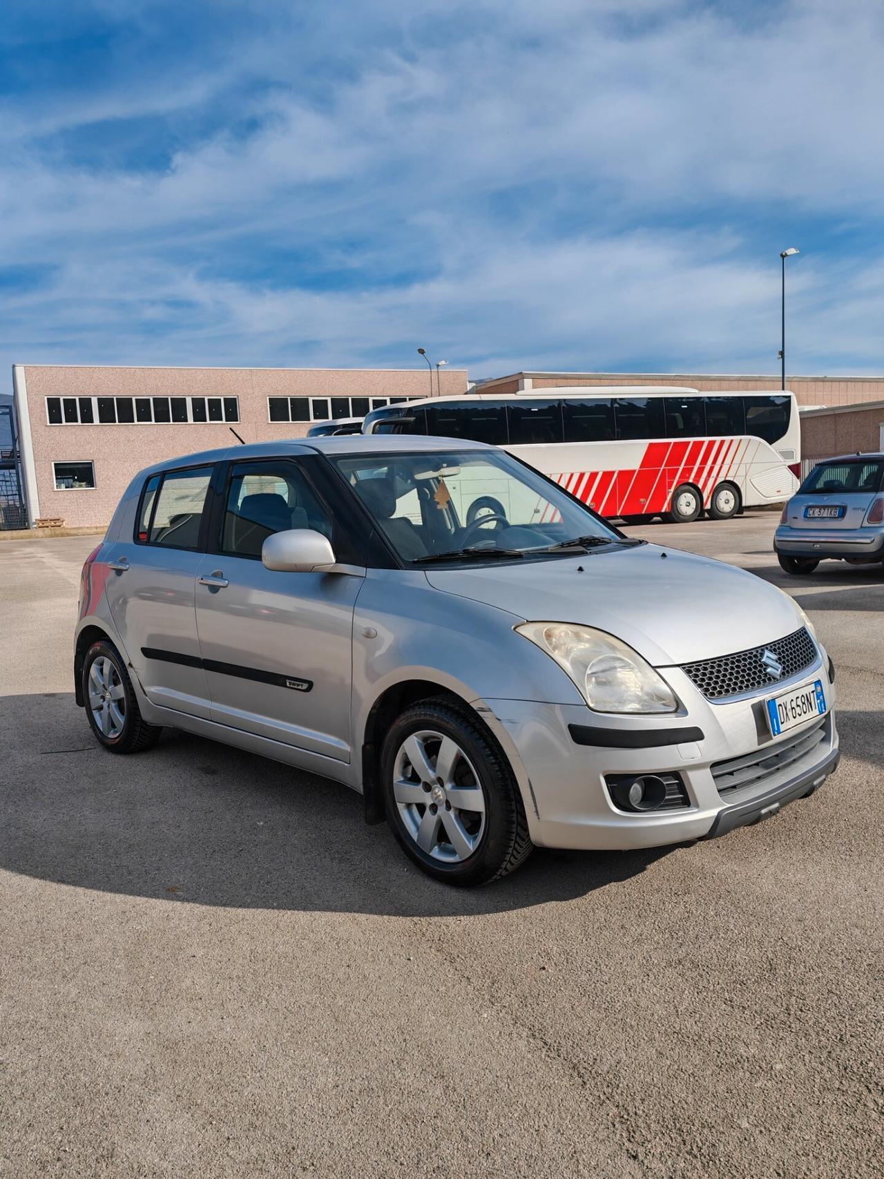 Suzuki Swift 1.3 4x4 5p. GL