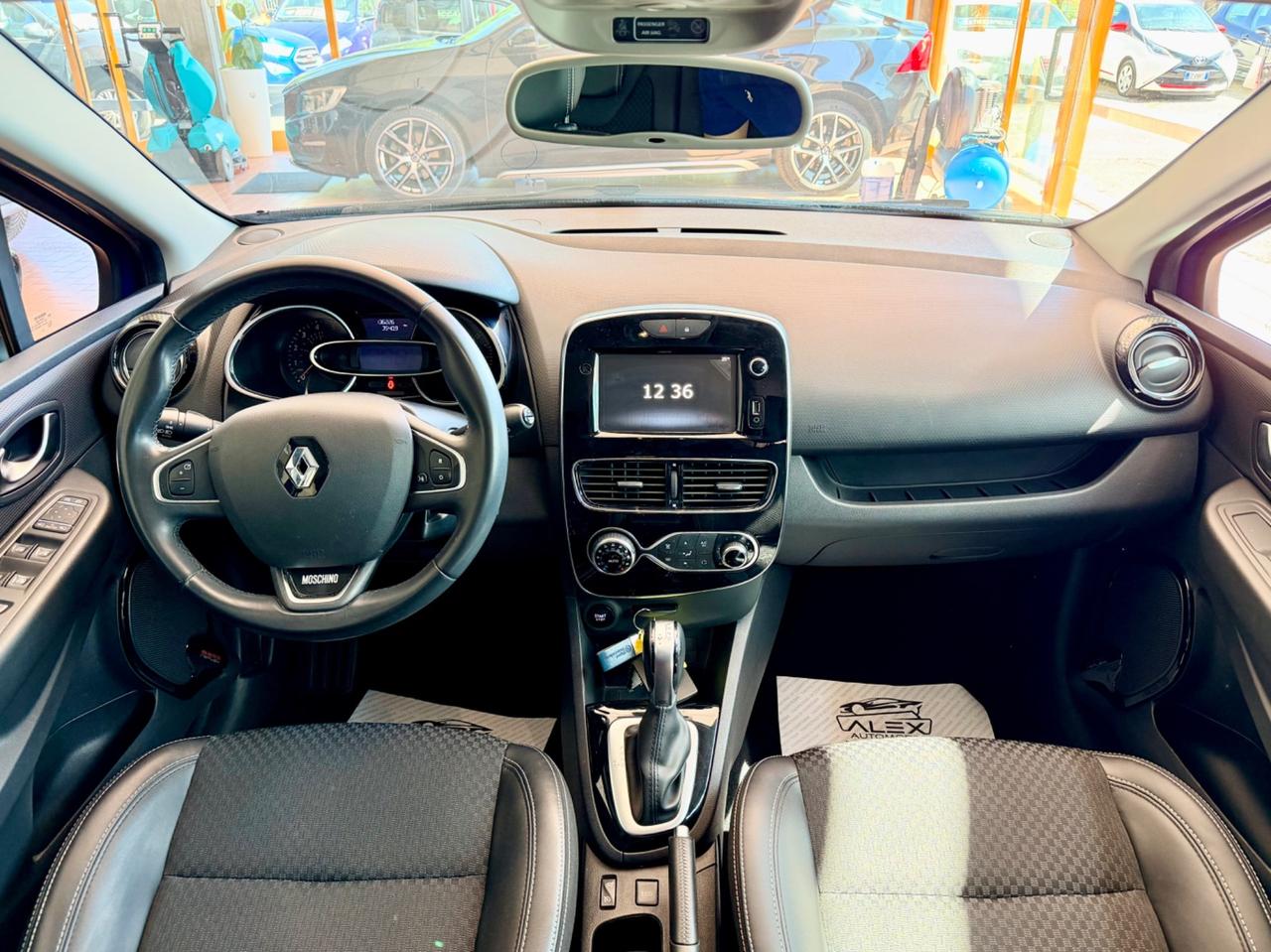 Renault Clio 1.5dCi 90cv Automatico Moschino E6