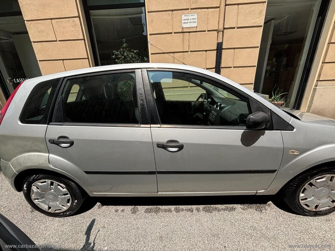 FORD Fiesta 1.2 16V 5p. Ambiente