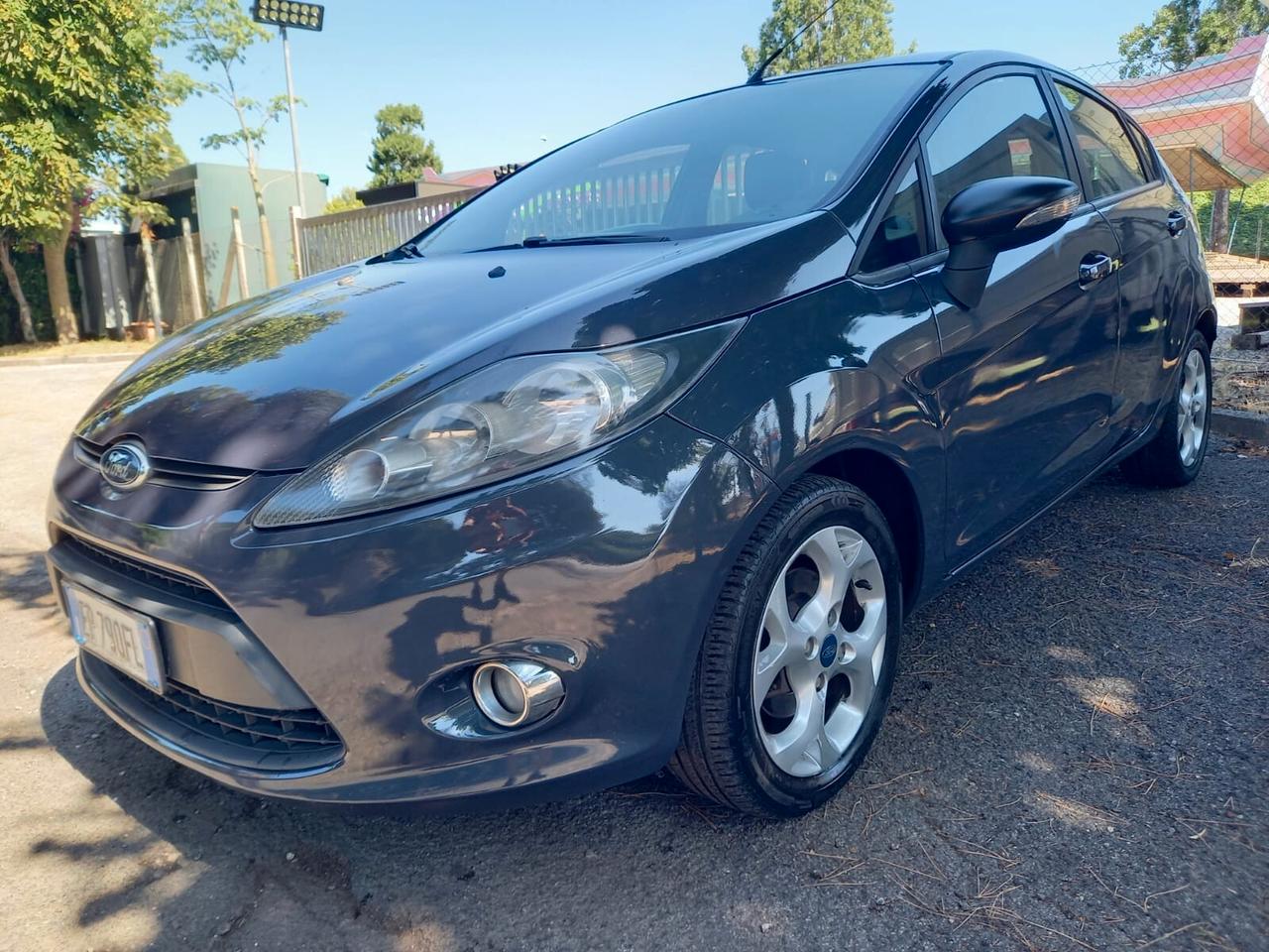 Ford Fiesta 1.4 93cv GPL Rinnovato Garanzia 12m