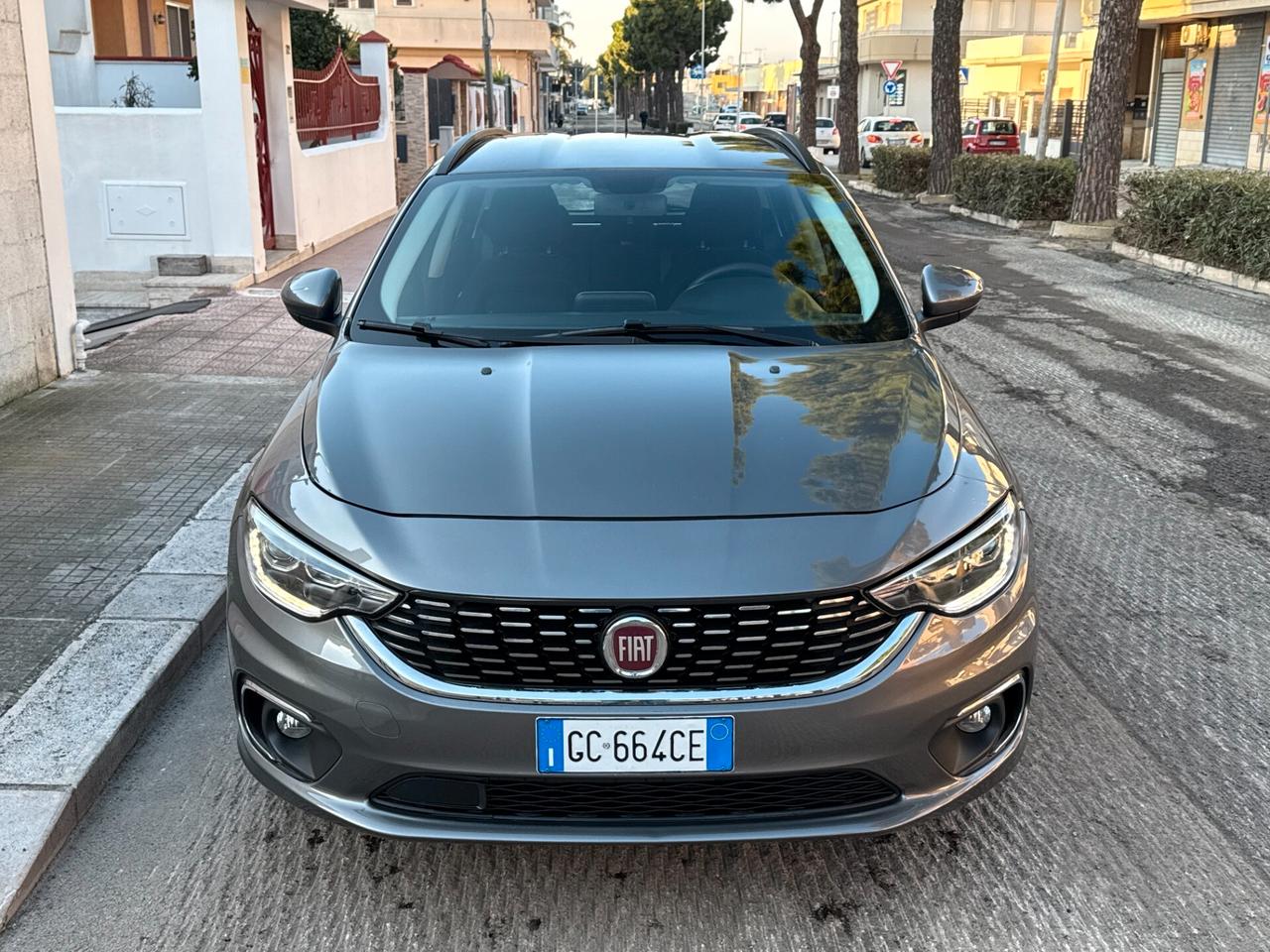 Fiat Tipo 1.6 MJT DCT SW Lounge NAVI LED - 2020
