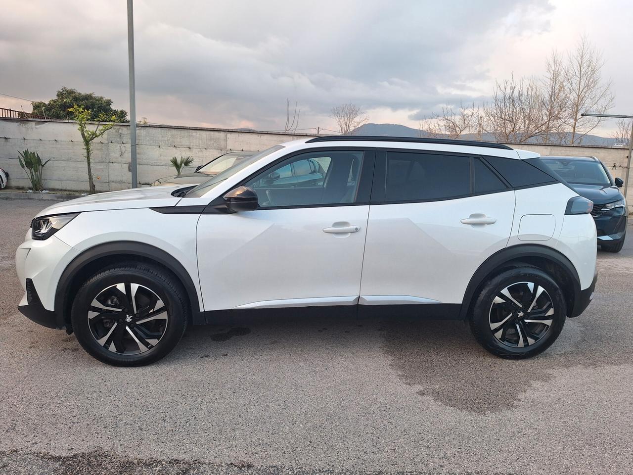 Peugeot 2008 BlueHDi 130 S&S EAT8 Allure Pack
