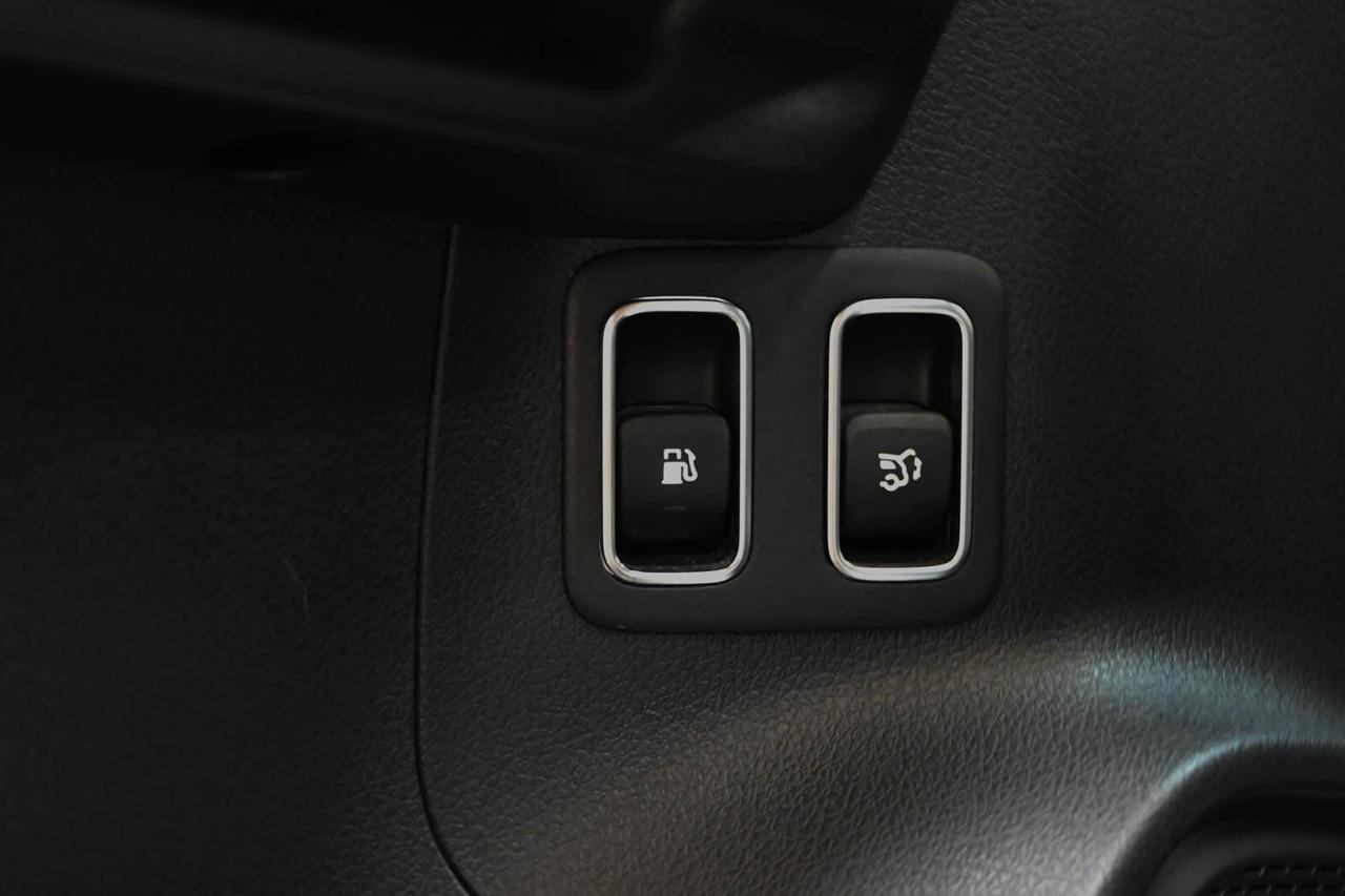 MERCEDES GLA (H247) GLA 250 e EQ-Power...