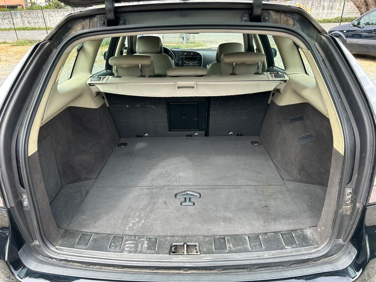 Saab 9-3 SportHatch 1.9 TTiD 160CV Vector