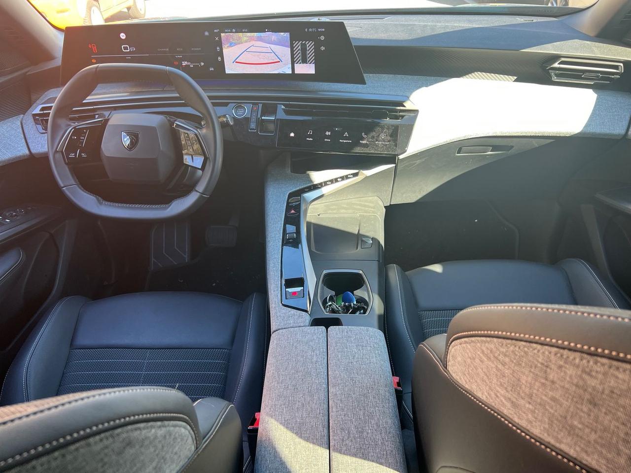 Peugeot 3008 Allure 1.2 136/145 MHEV #7449