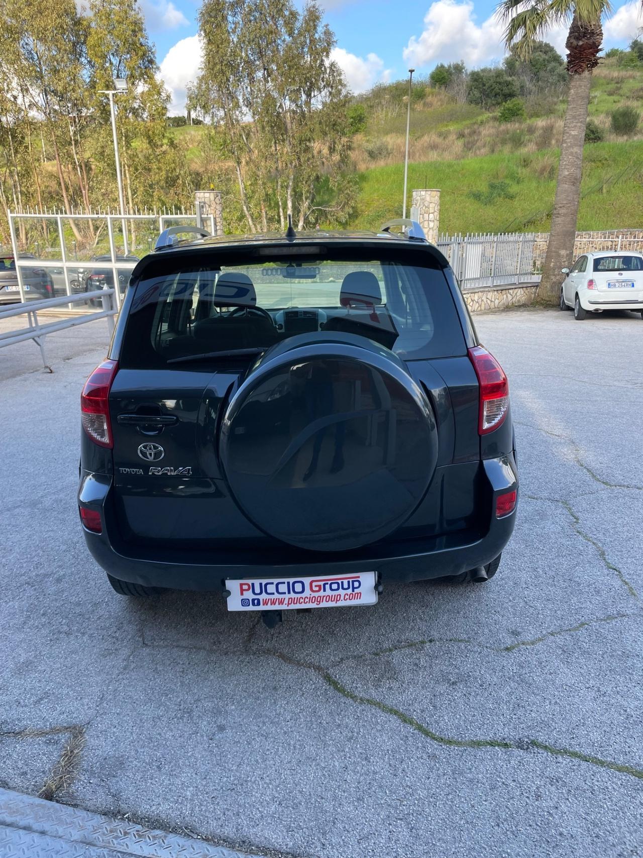 Toyota RAV 4 RAV4 2.2 D-4D 177 CV Luxury