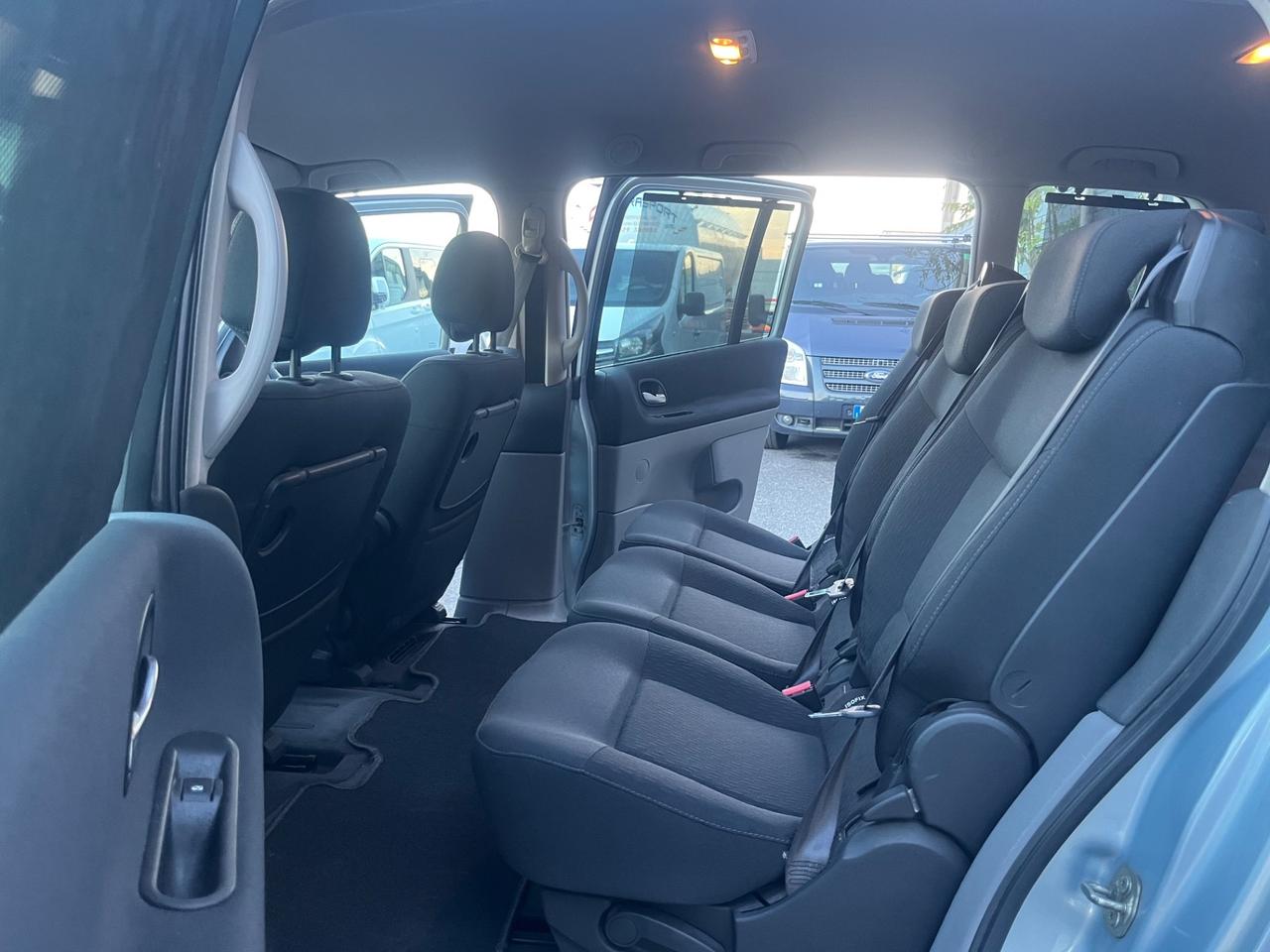 Renault Espace Grand 2.0 dCi 150CV Luxe