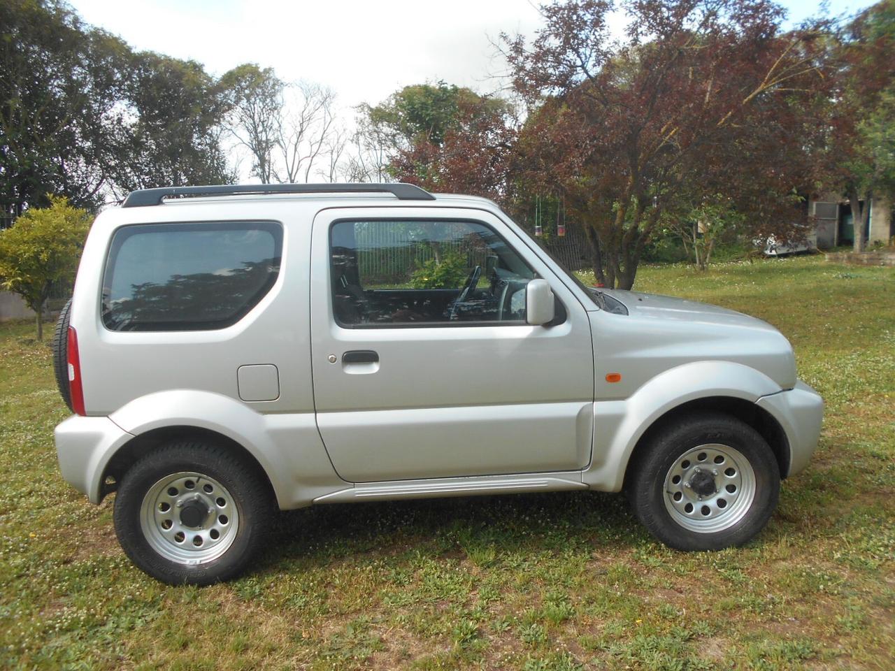 Suzuki Jimny 1.3i 16V cat 4WD JLX