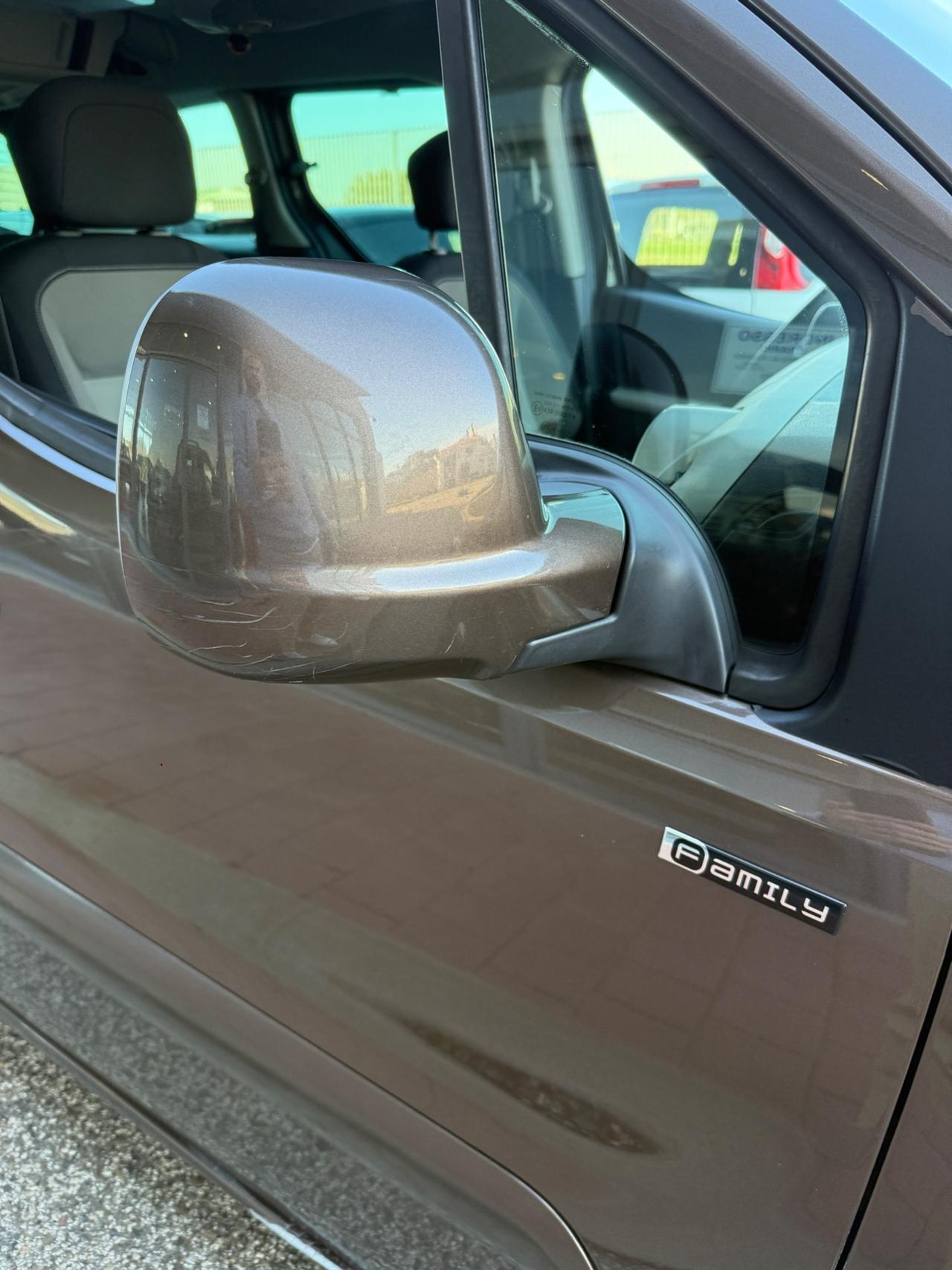 Peugeot Partner Tepee 1.6 HDi 92CV Family