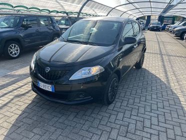 Lancia Ypsilon Ypsilon 1.0 FireFly 5 porte S&S Hybrid Silver Plus