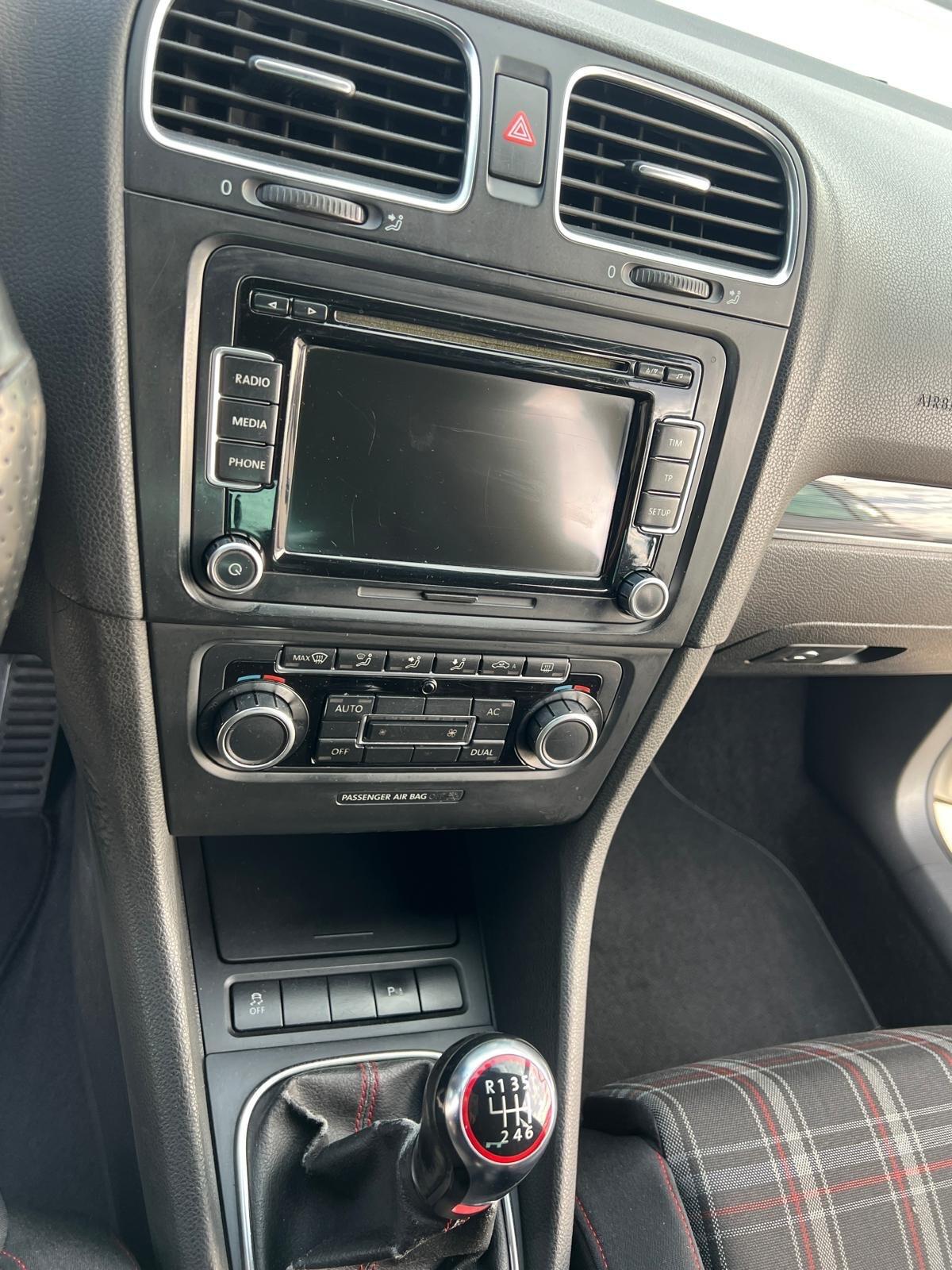 Volkswagen Golf GTI 2.0 TSI 5p.