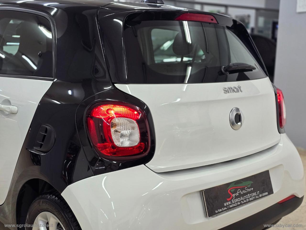 SMART forfour 70 1.0 twinamic Passion