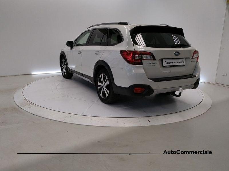 Subaru Outback 2.5i Lineartronic Premium