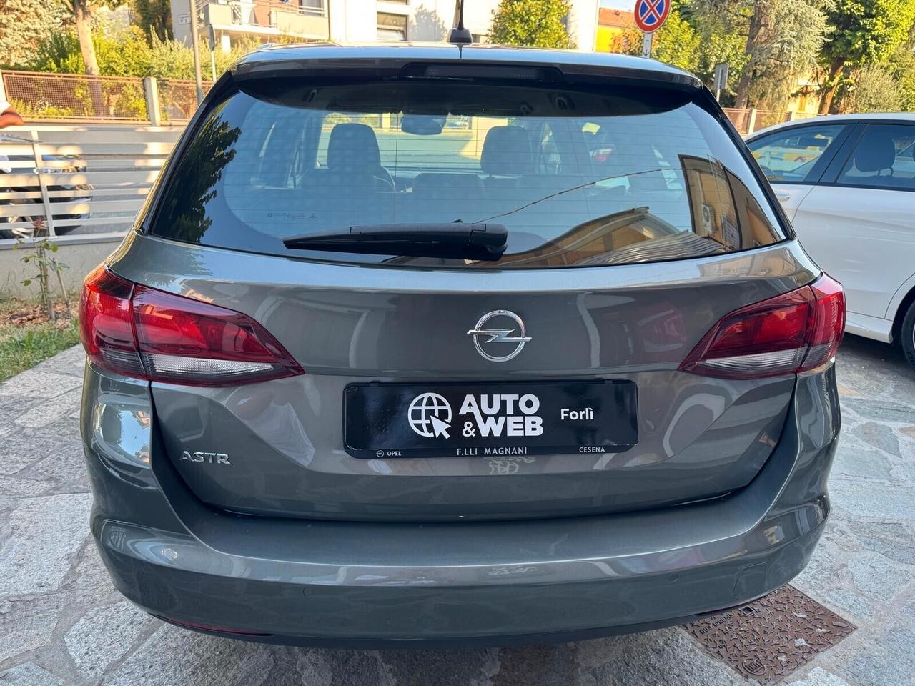 OPEL ASTRA 1.6 CDTi 110cv SPORT TURER INNOVAT NEOP