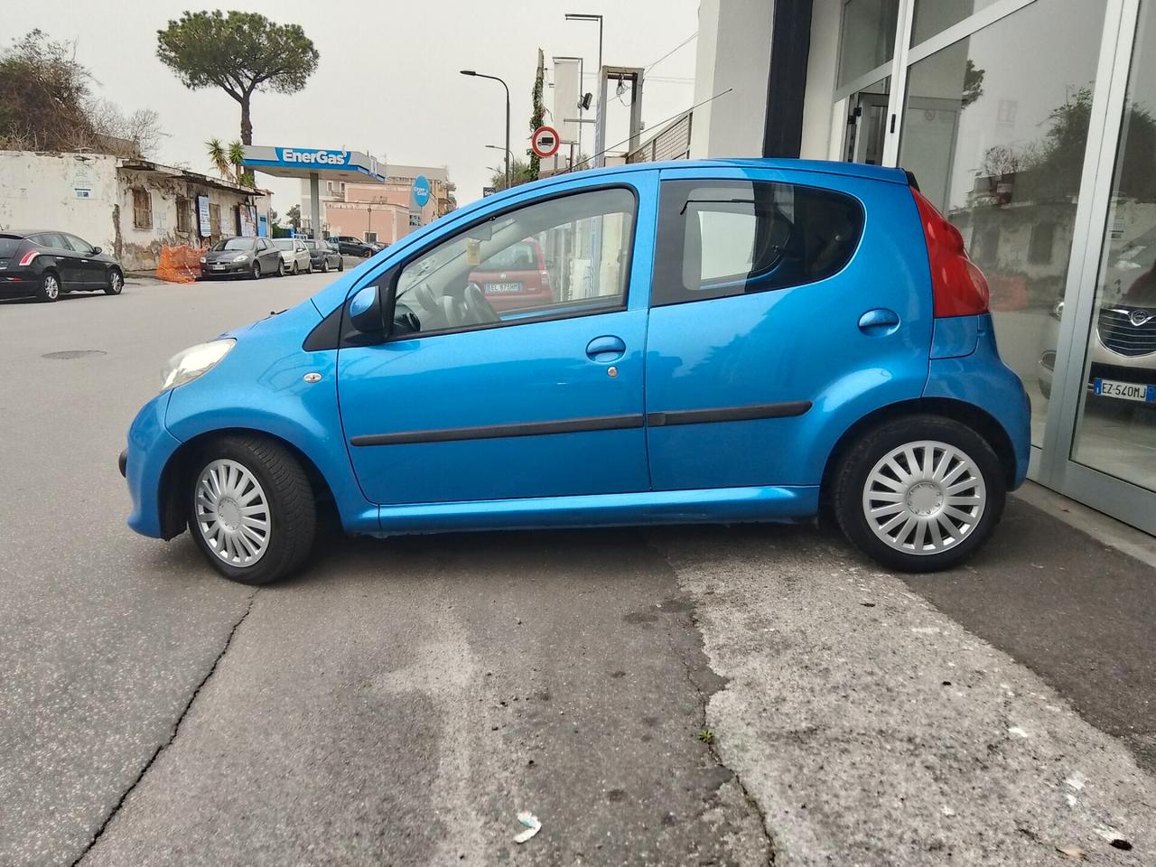 Peugeot 107 1.0 68CV 5p. Plaisir