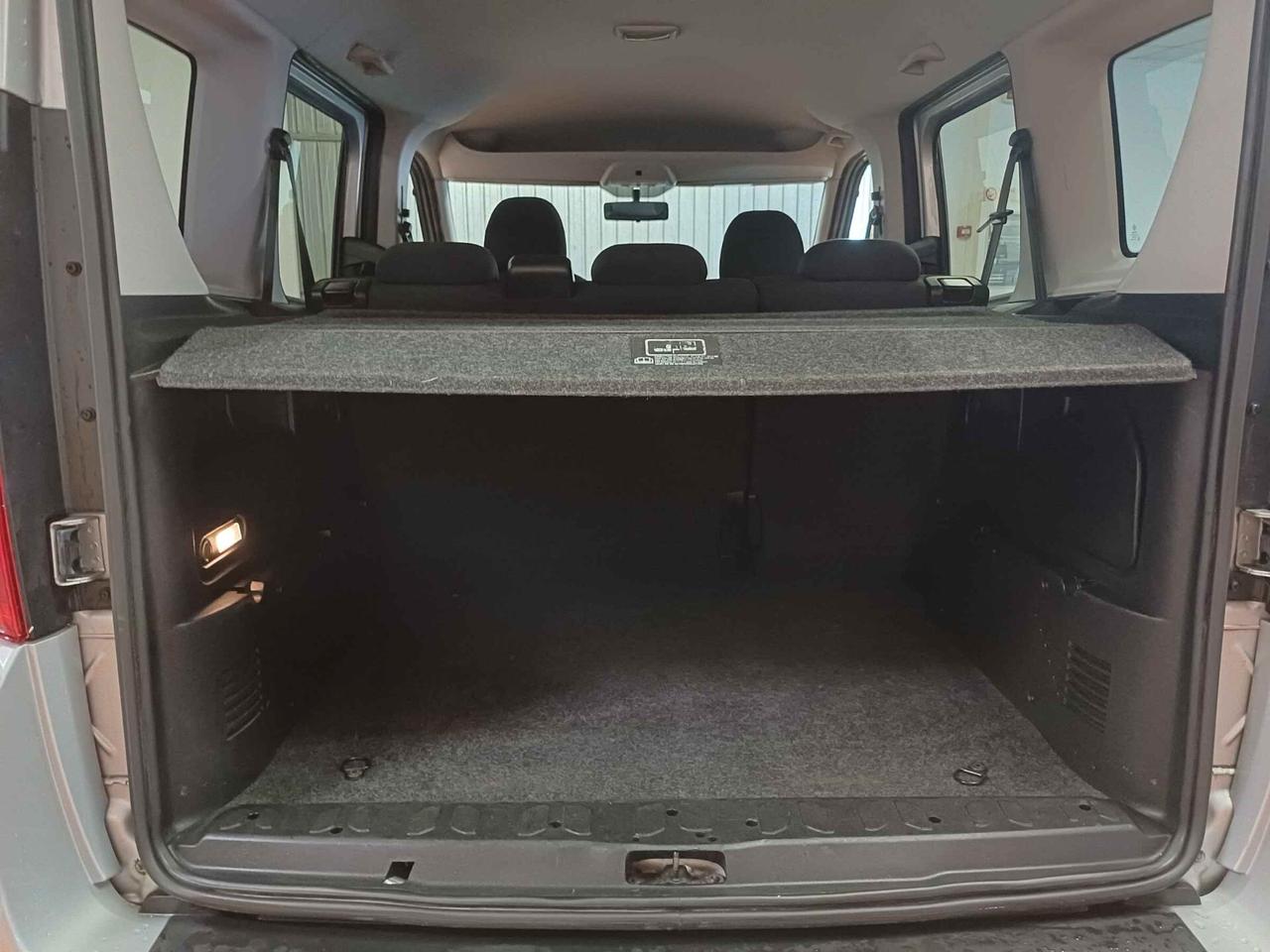Fiat Doblo Doblò 1.6 MJT 105CV PC Combi N1 SX E5+