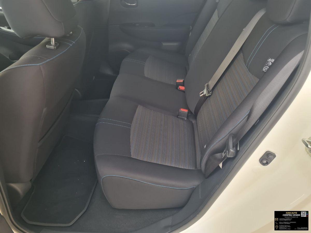 NISSAN Leaf Tekna 40 kWh-Elettrica-19.000 Km