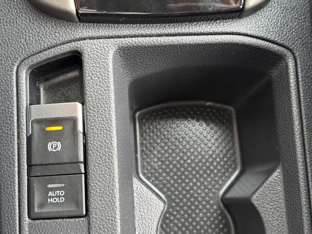 VOLKSWAGEN T-Roc 1.0 TSI Business BlueMotion Technology