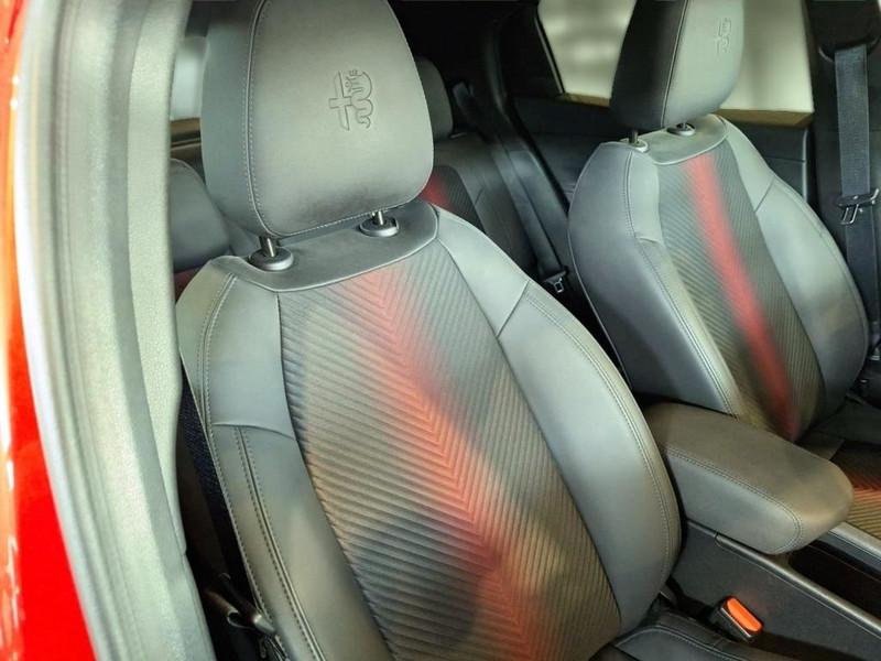 ALFA ROMEO JUNIOR 1.2 136 CV HYBRID EDCT6 IBRIDA SPECIALE SUV