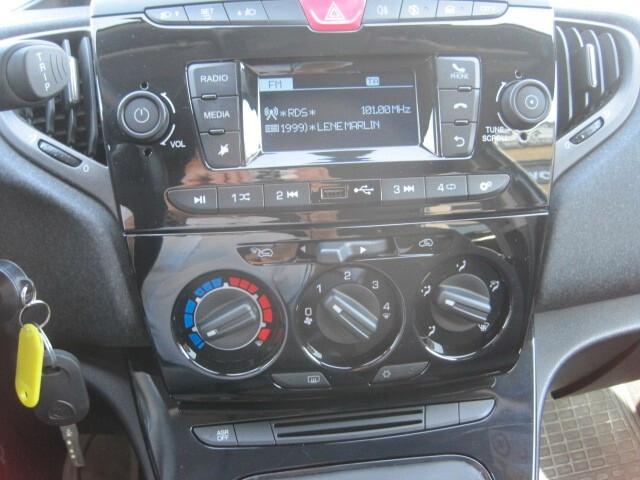 Lancia Ypsilon 1.0 FireFly 5 porte S&S Hybrid Silver