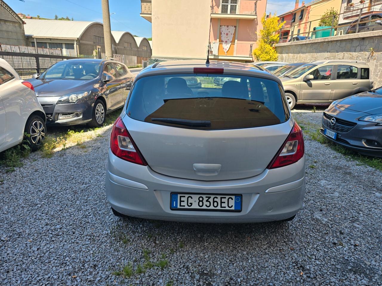 Opel Corsa 1.2 85CV 5 porte GPL-TECH Club