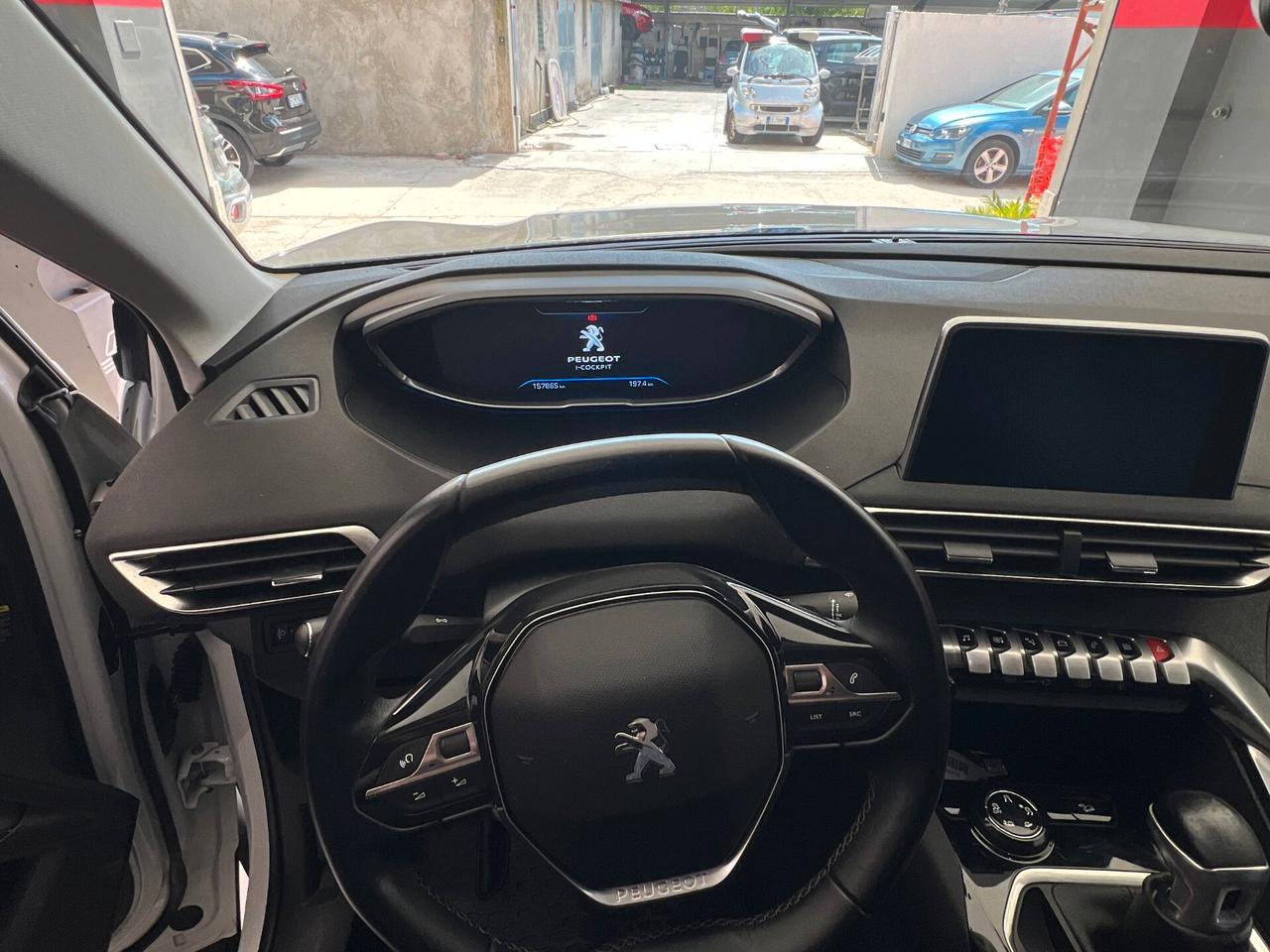 Peugeot 5008 BlueHDi 120 S&S Allure