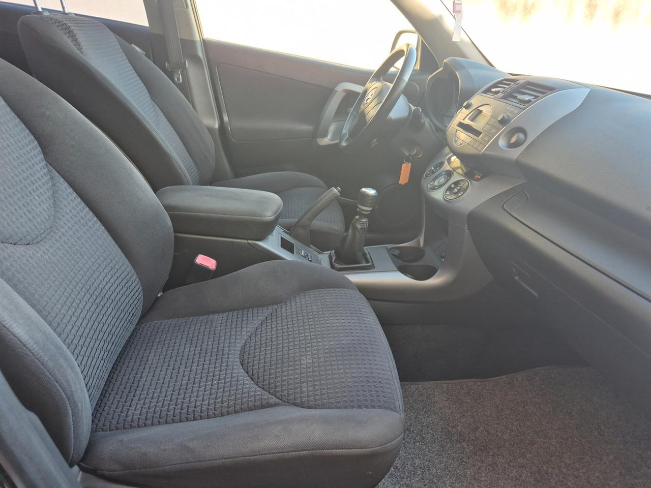 Toyota RAV 4 RAV4 2.2 D-4D 177 CV Luxury