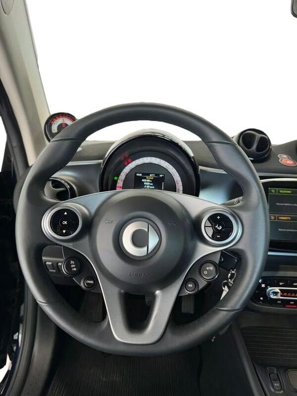 smart fortwo EQ Passion