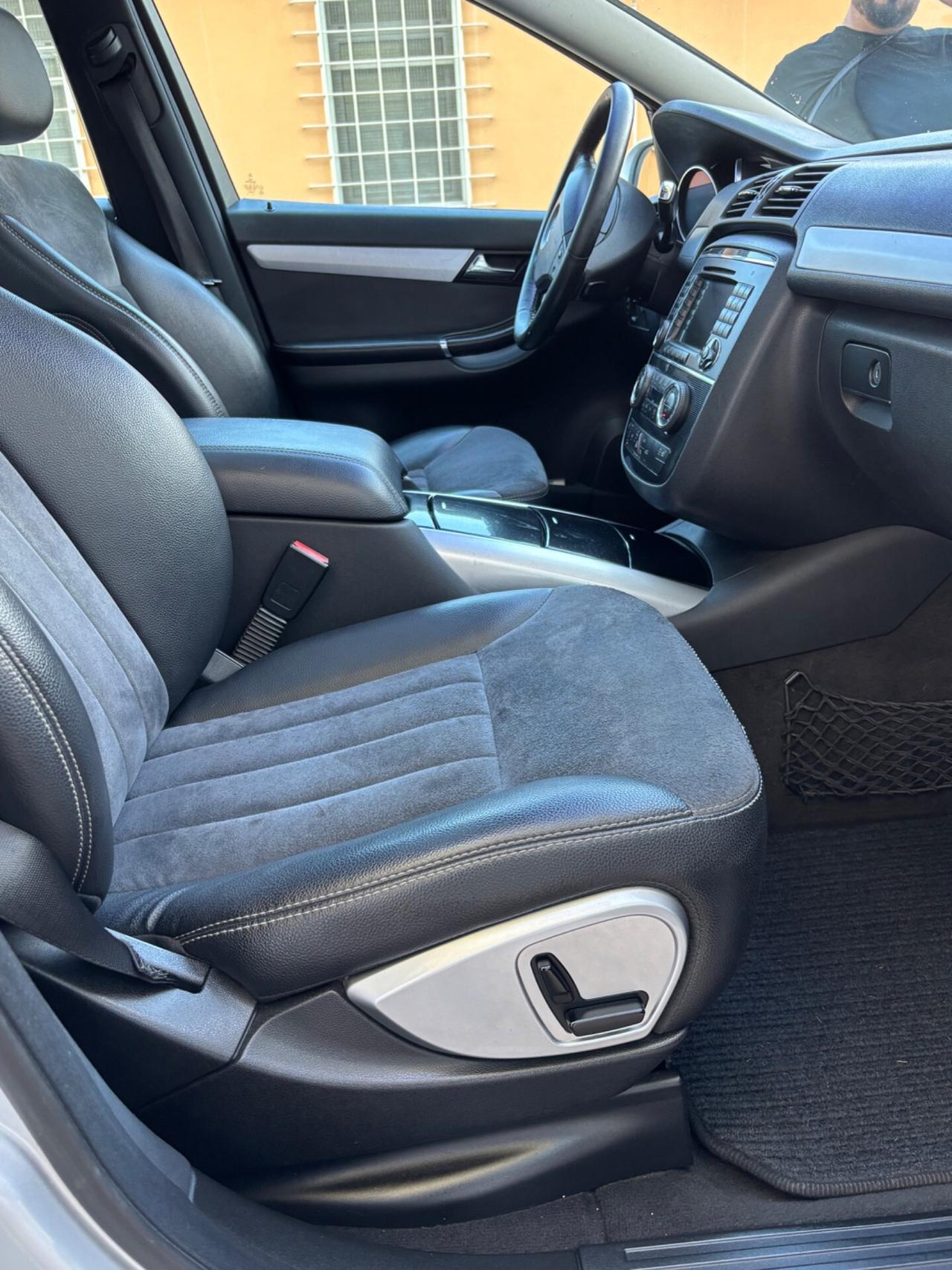 Mercedes-benz R 320 CDI cat 4Matic