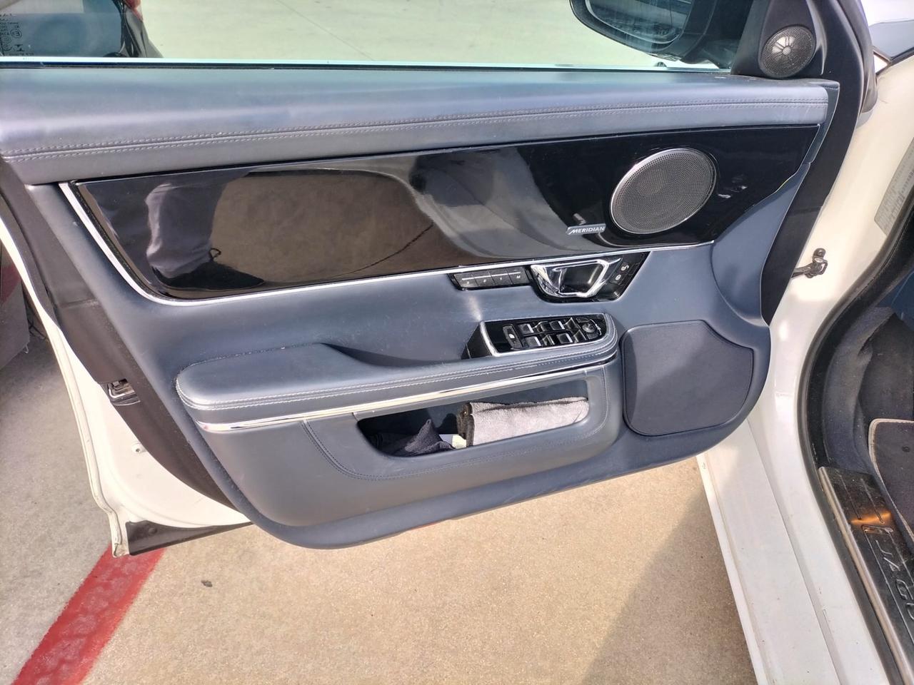 Jaguar XJ 3.0D V6 Luxury