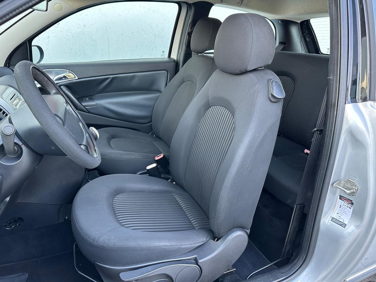 Lancia Ypsilon 1.2 Neopatentati