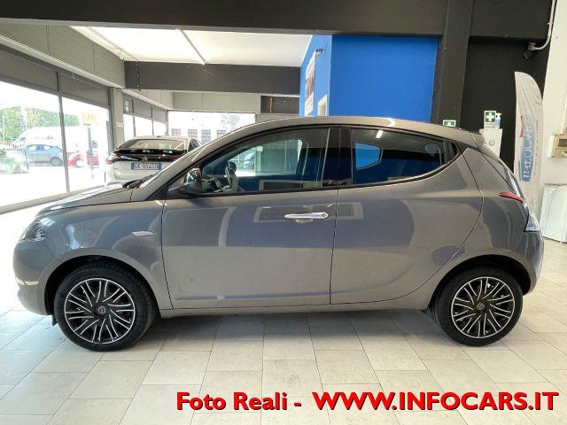 LANCIA Ypsilon 1.0 FireFly 5 porte S&S Hybrid Gold PROMO !!
