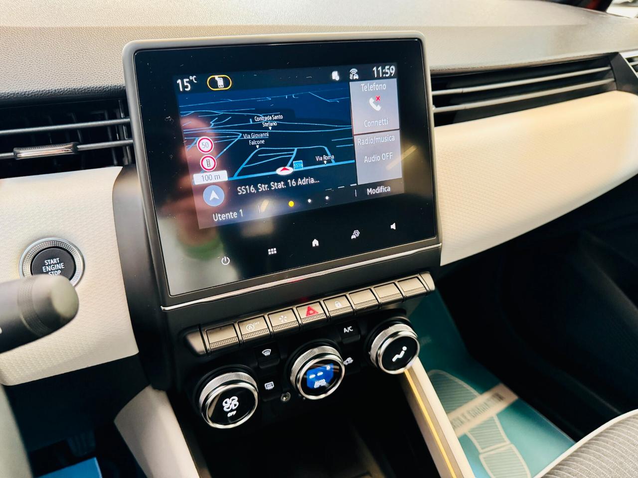 Renault Clio TCe 100 CV GPL Full-LED / Navi / RetroCam.