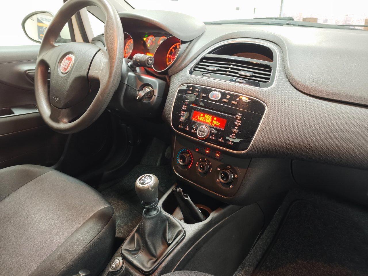 Fiat Punto 5 Porte Punto 5p 1.4 easypower Street Gpl E6 LEGGI