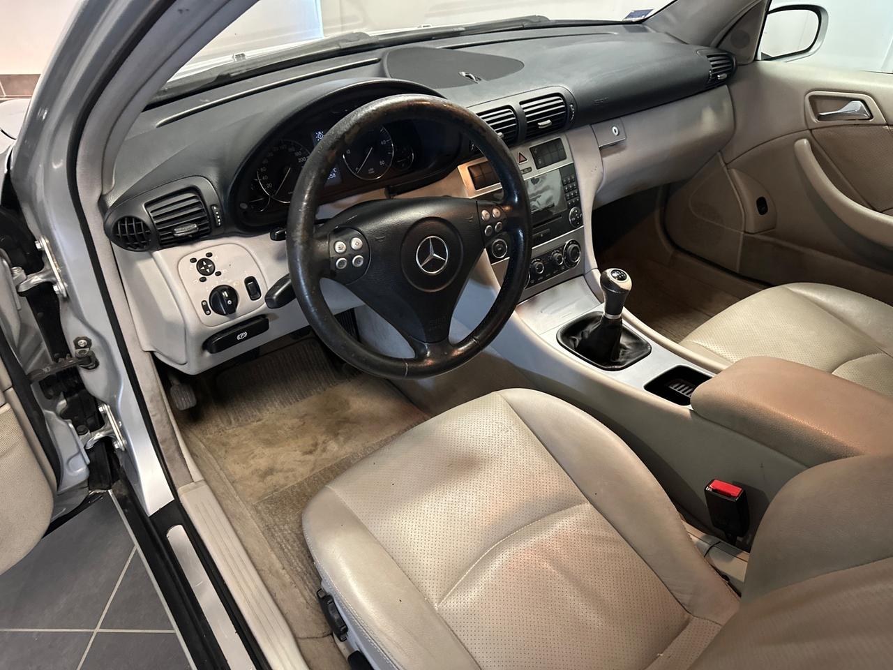 MERCEDES-BENZ C 220 COUPE 150CV MANUALE