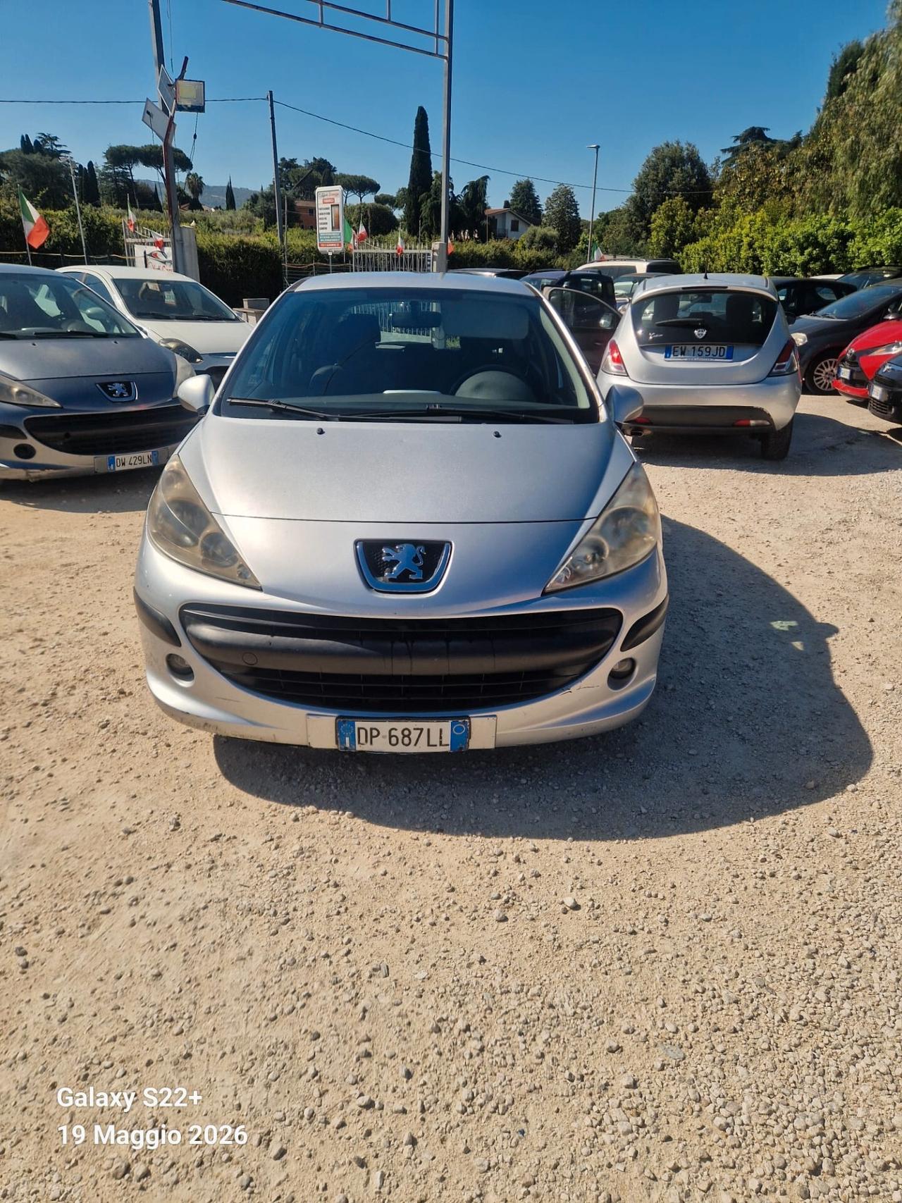 Peugeot 207 1.4 HDi 70CV 5p. ONE Line