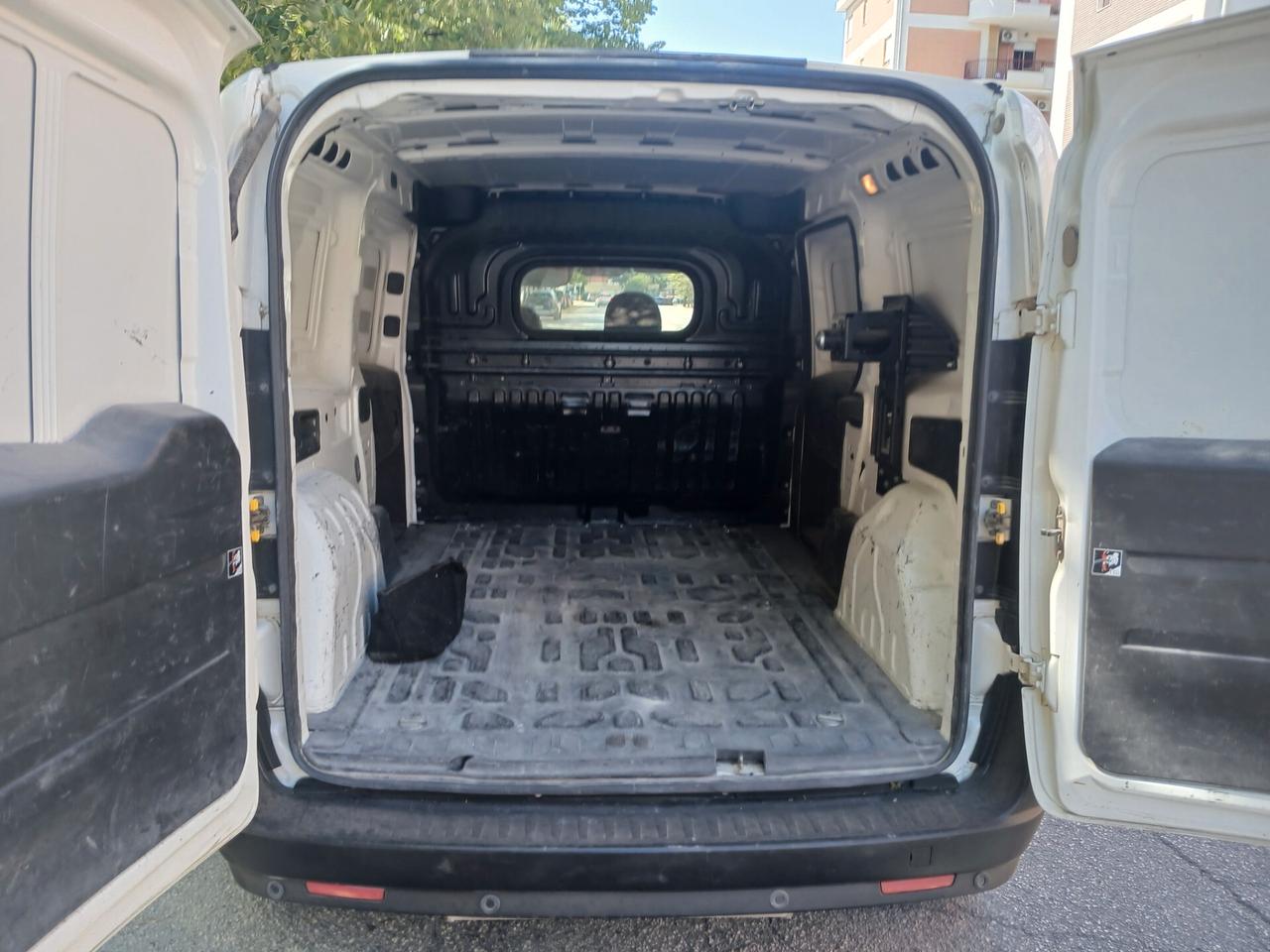 Fiat Doblo Doblò 1.4 T-Jet Natural Power PL-TN Cargo Maxi Lam.SX 3posti