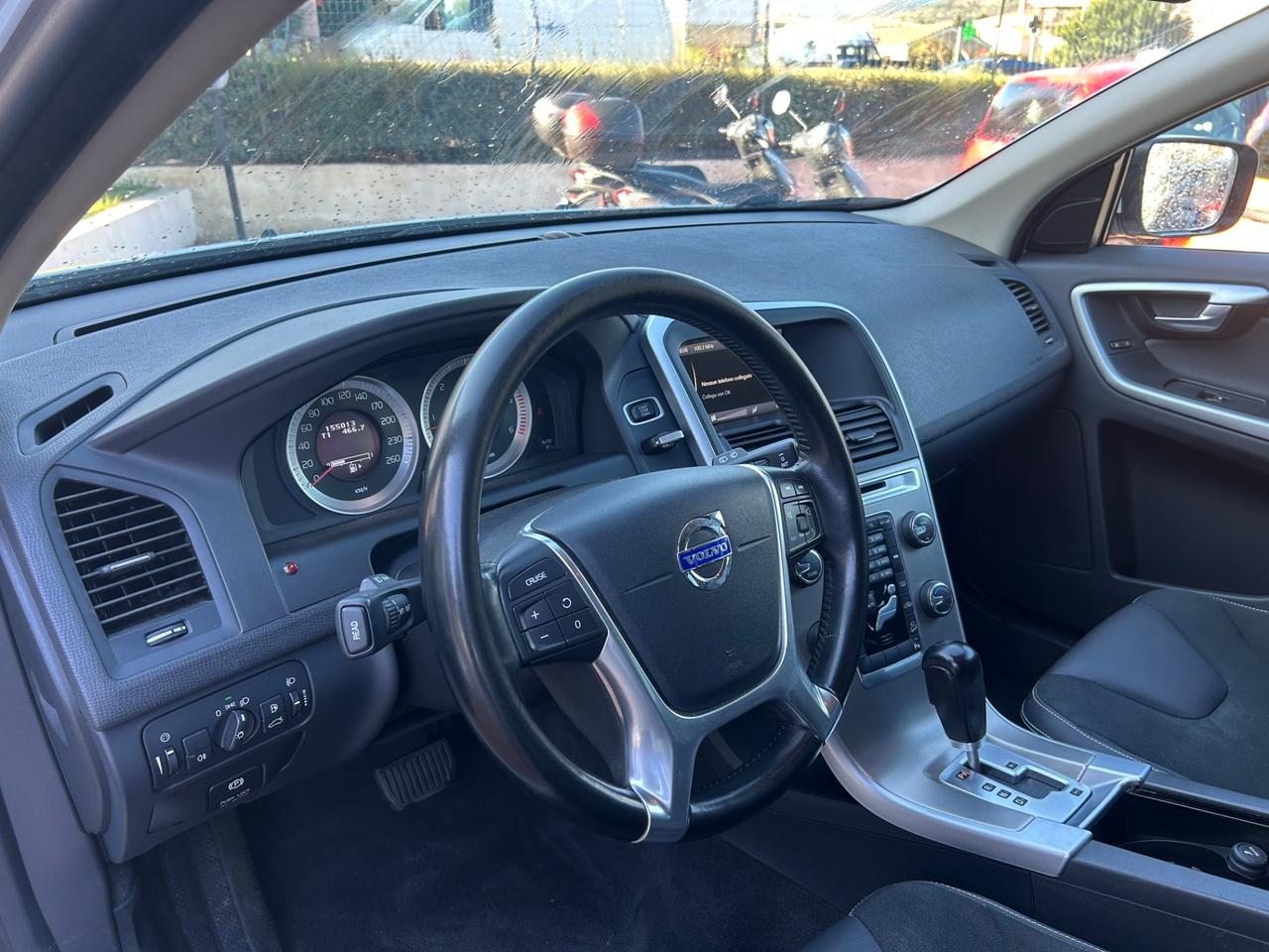 Volvo XC 60 XC60 D5 AWD Geartronic Momentum