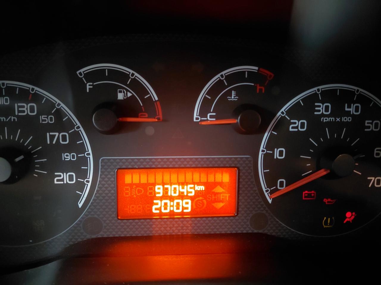 FIAT QUBO ANNO 2015 DS 1.3 MULTIJET 75 CV ADATTA NEOPATENTATI KM 97 MILA