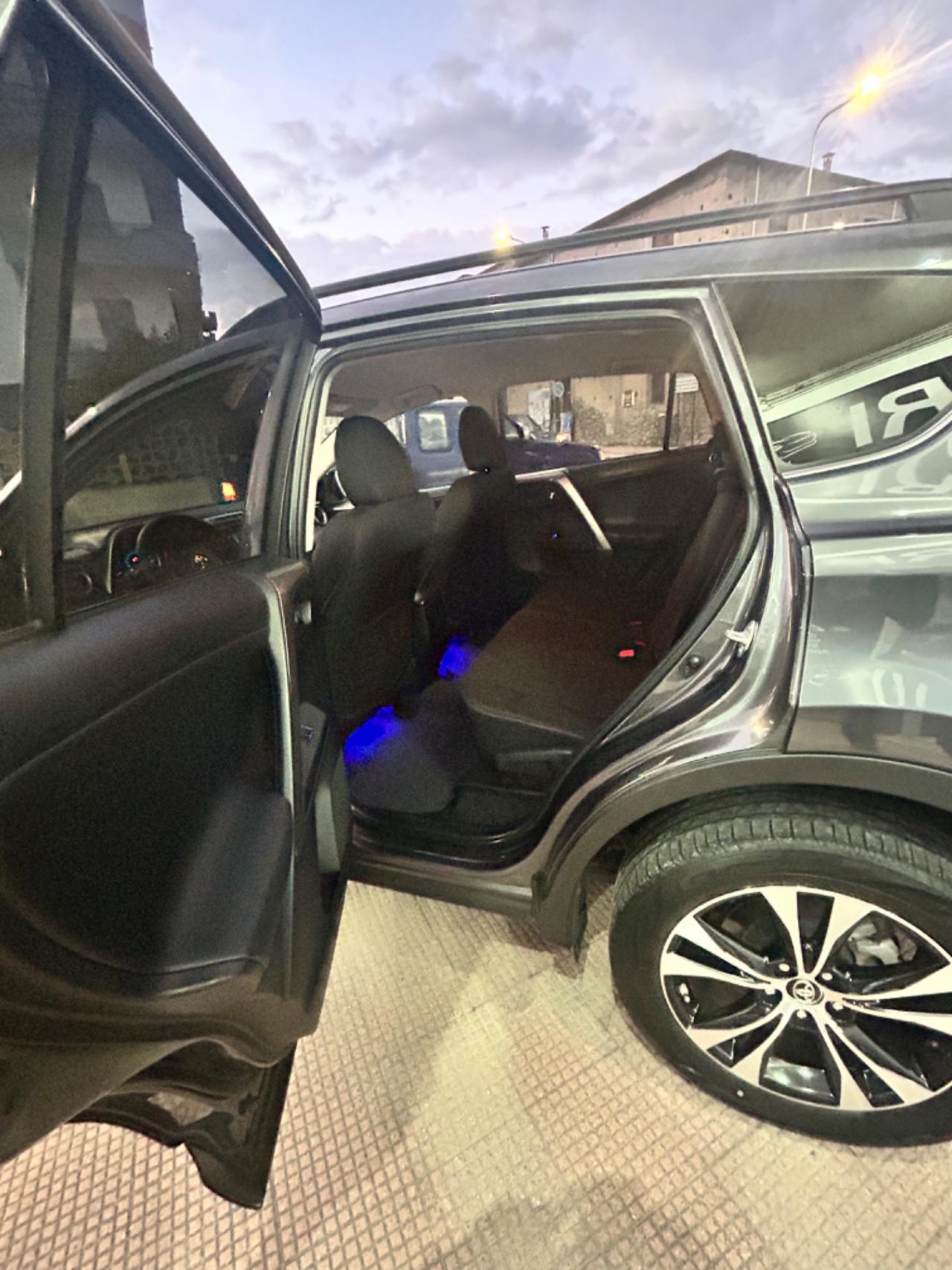 Toyota RAV 4 RAV4 2.2 D-4D 4WD Style